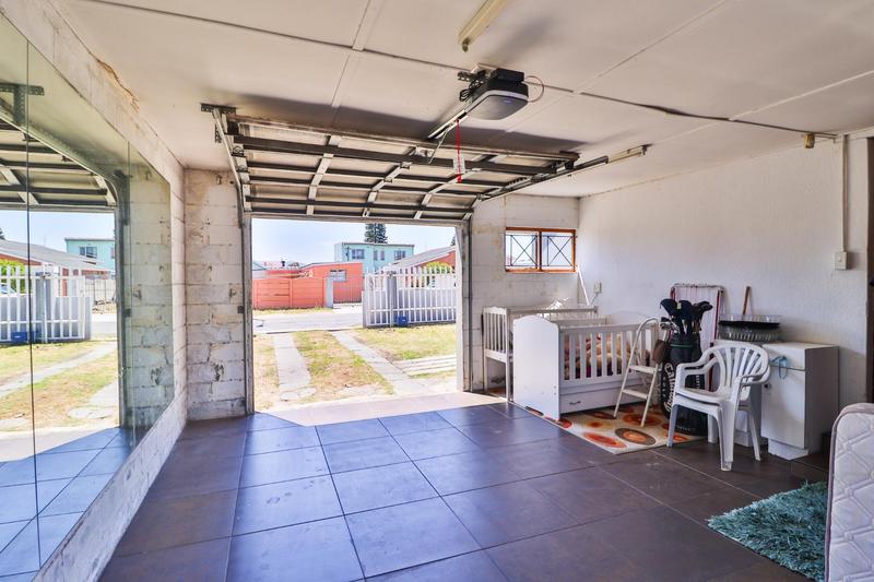 3 Bedroom Property for Sale in Belhar Western Cape